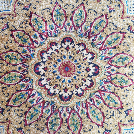 Wytworny dywan Qum Silk 01- bordowy