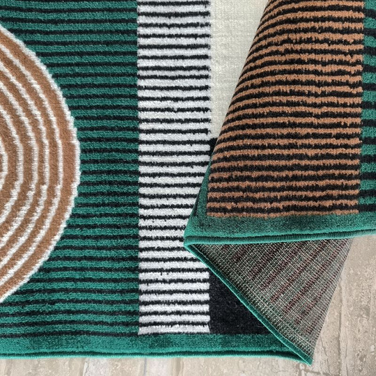 Dywan klasyczny BCF Anto 18 - zielony