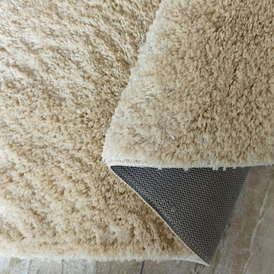 Dywan Kayoom - typu Shaggy nowoczesny, mięciutki - słomkowy