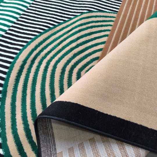 Dywan klasyczny BCF Anto 18 - wielokolorowy